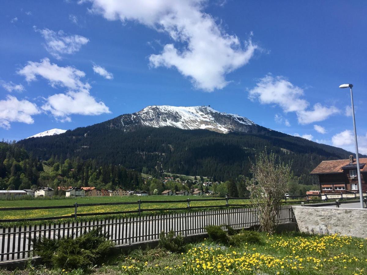 Ferienwohnung Uf Z'Enisch Klosters Kültér fotó