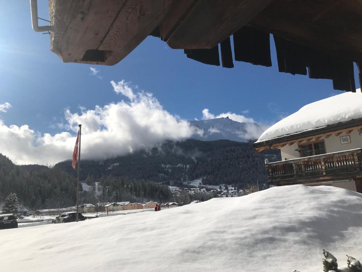 Ferienwohnung Uf Z'Enisch Klosters Kültér fotó