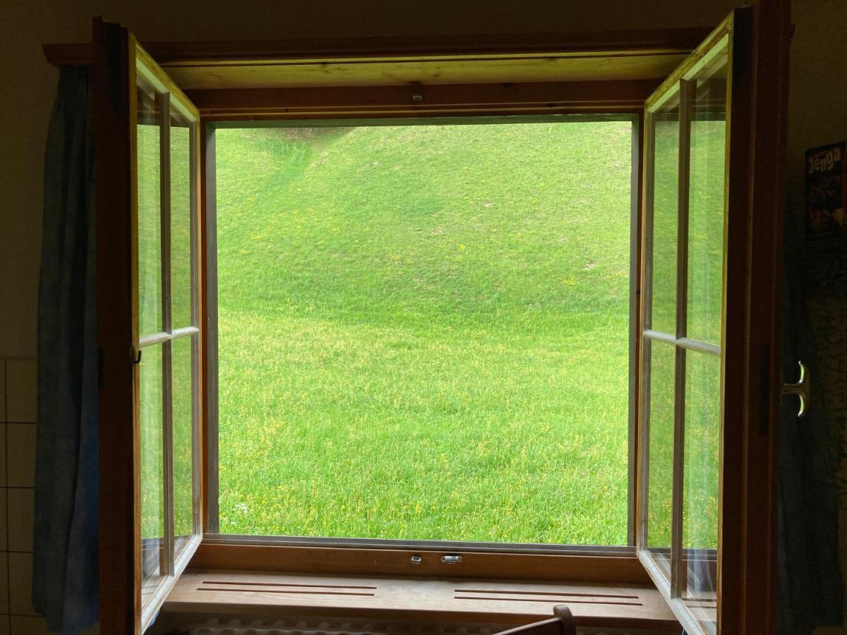 Ferienwohnung Uf Z'Enisch Klosters Kültér fotó