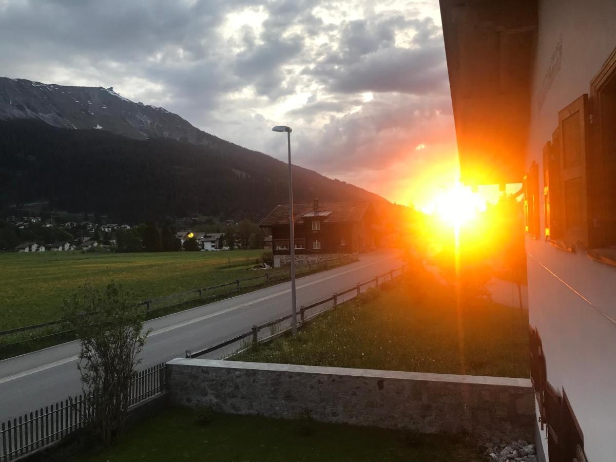 Ferienwohnung Uf Z'Enisch Klosters Kültér fotó